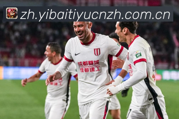 足球巨星C罗逆龄爆发再创纪录带领球队冲击世界之巅传奇仍在继续解析:最新赛事动态与深度分析 足球巨星C罗逆龄爆发再创纪录带领球队冲击世界之巅传奇仍在继续解析:最新赛事动态与深度分析